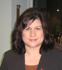 Dr. Sonia Acosta, Centro Multicultural La Familia